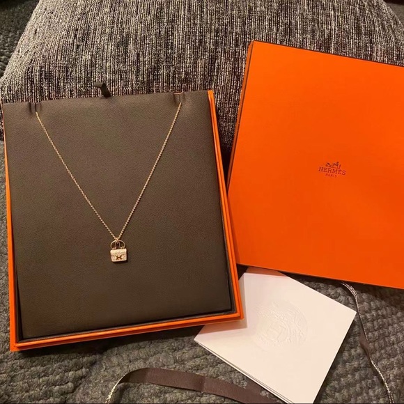 Hermès gold Constance Necklace - Picture 1 of 7